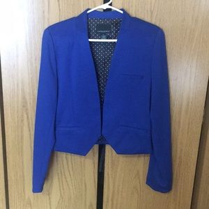 Sleek cobalt blue blazer